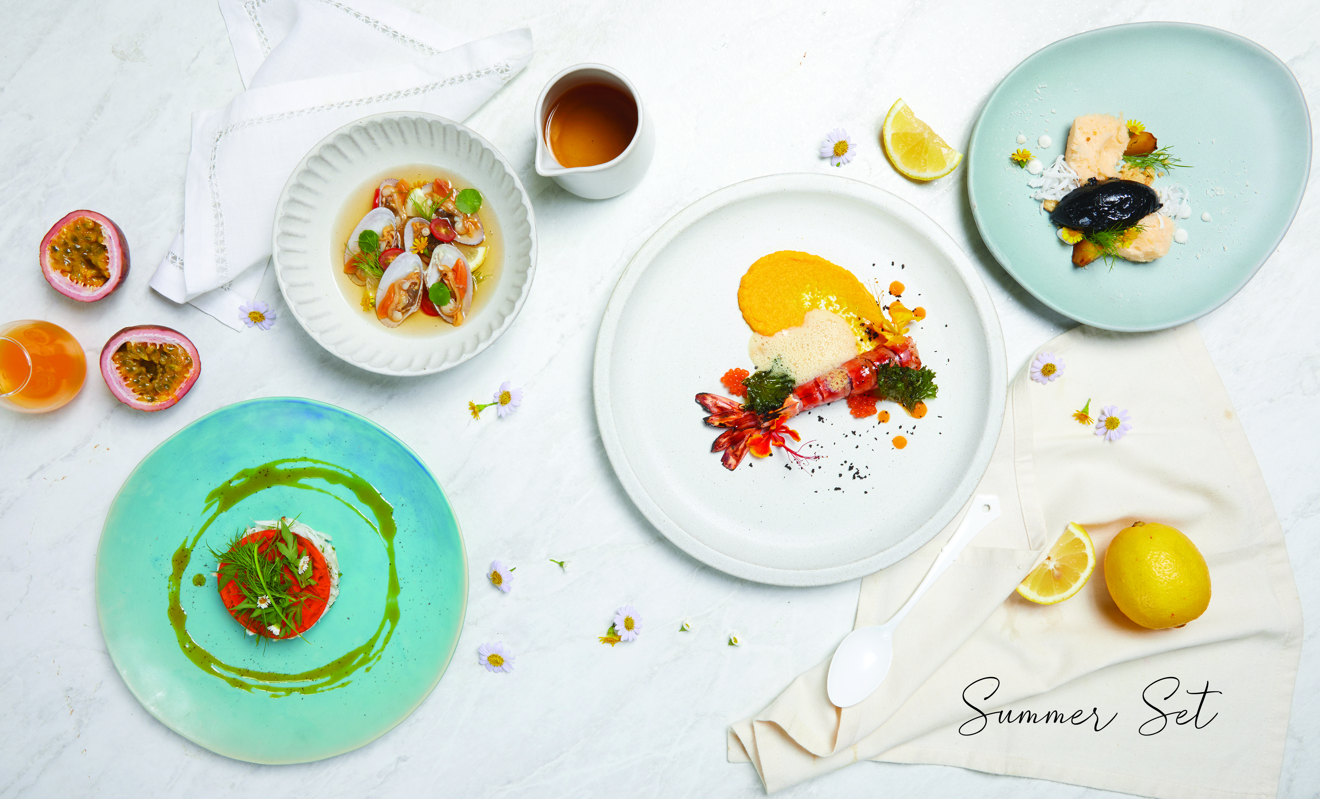 ตัวอย่างหน้าหนังสือ Enjoy Plating with Ploy